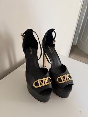 MICHAEL Michael Kors Black Platform Peep-Toe Sandals with Gold MK Hardware